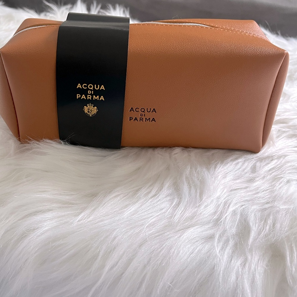 Complete travel essential